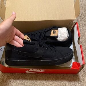 NEW Nike Court Legacy Canvas Mens 9